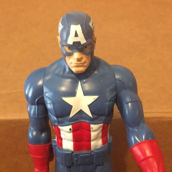 Captain America - Picture 2 of 10